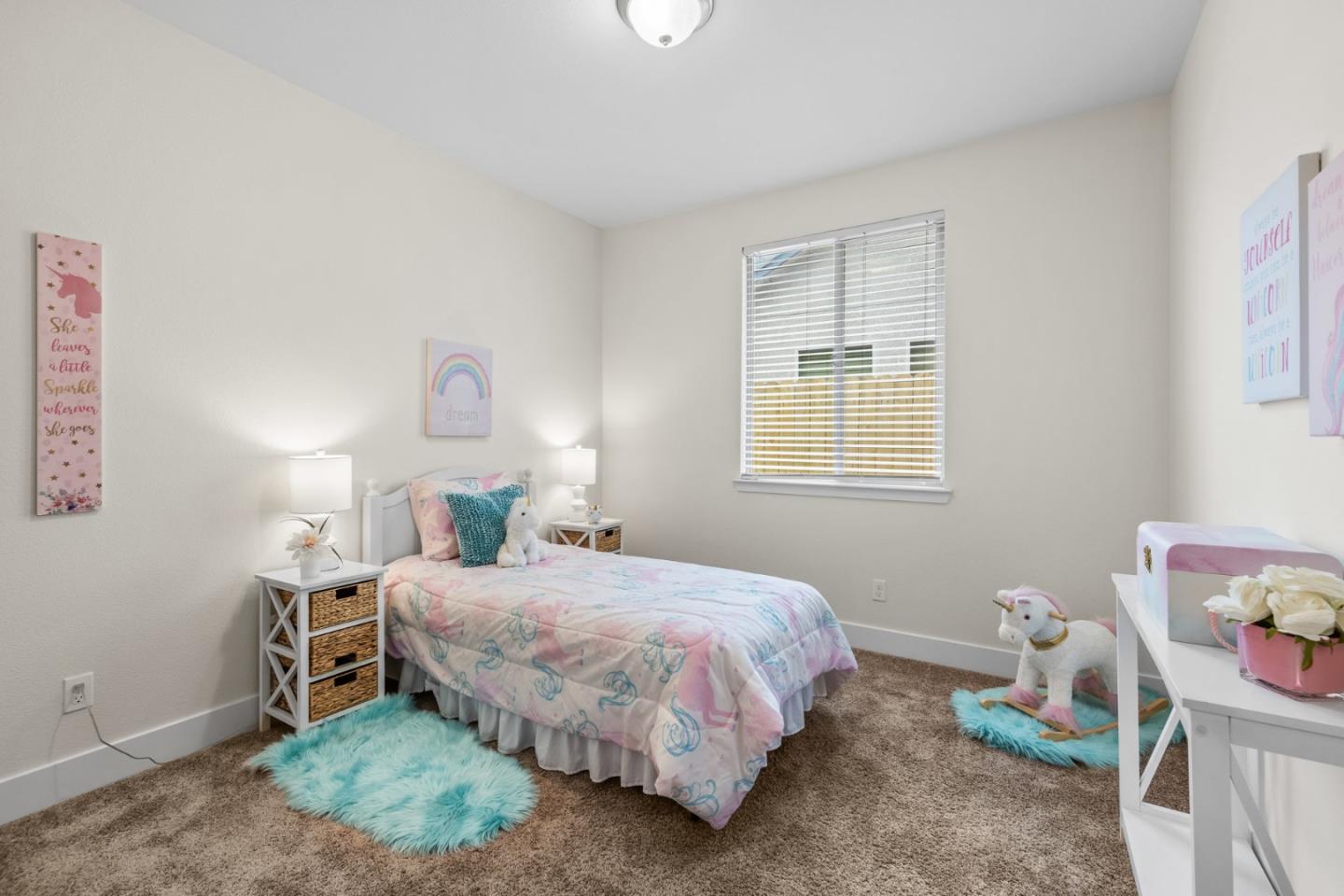 1605 Goldenstar Court