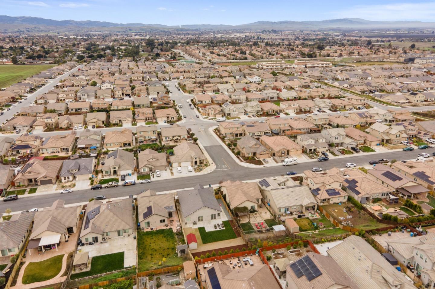 1605 Goldenstar Court