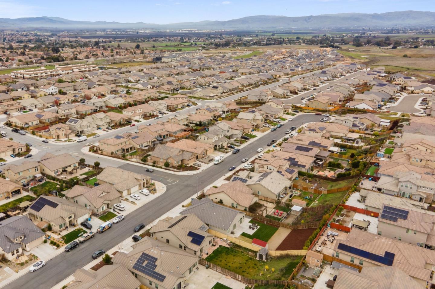 1605 Goldenstar Court