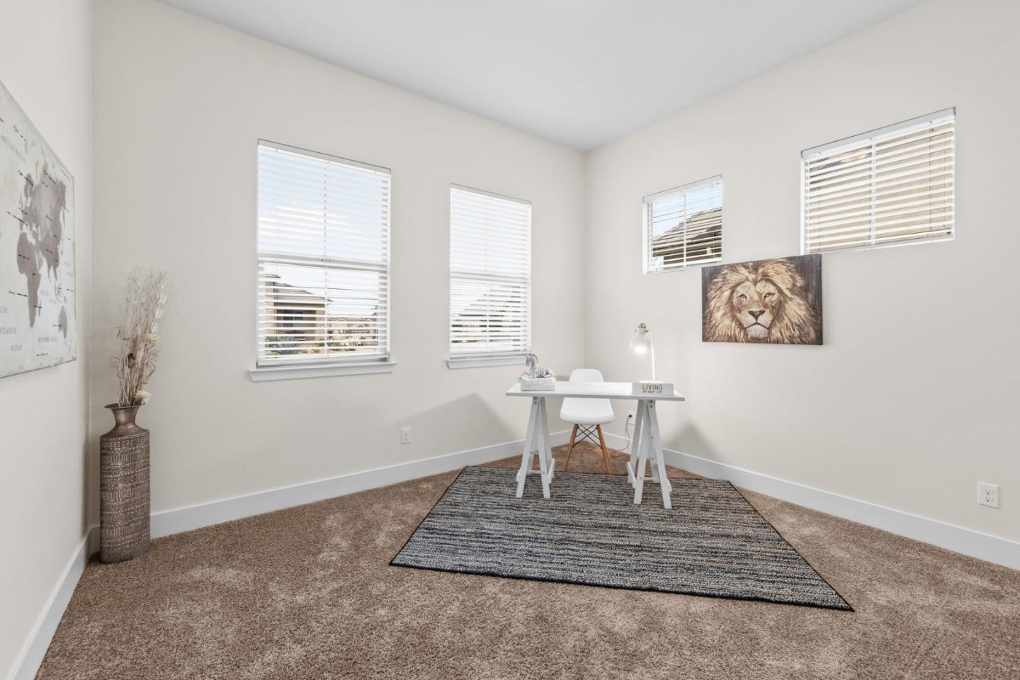 1605 Goldenstar Court