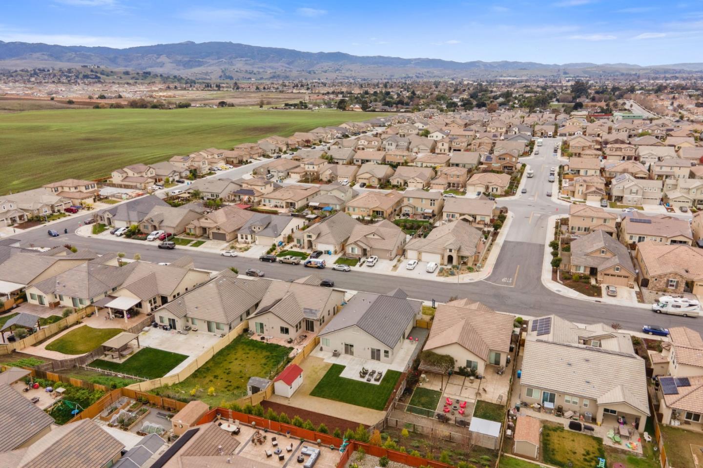 1605 Goldenstar Court