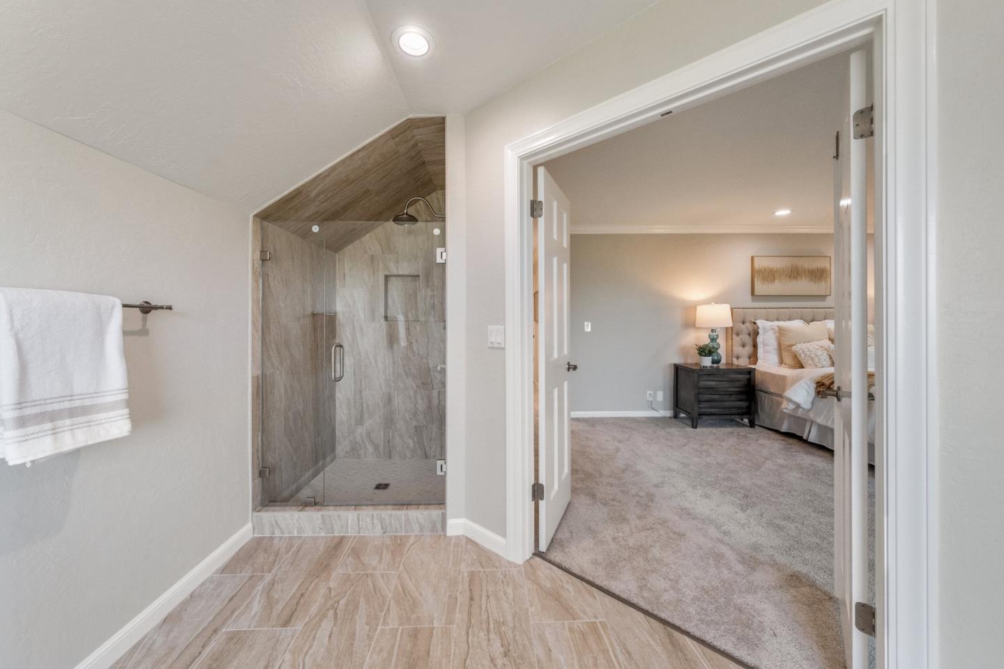 18070 Barnard RD