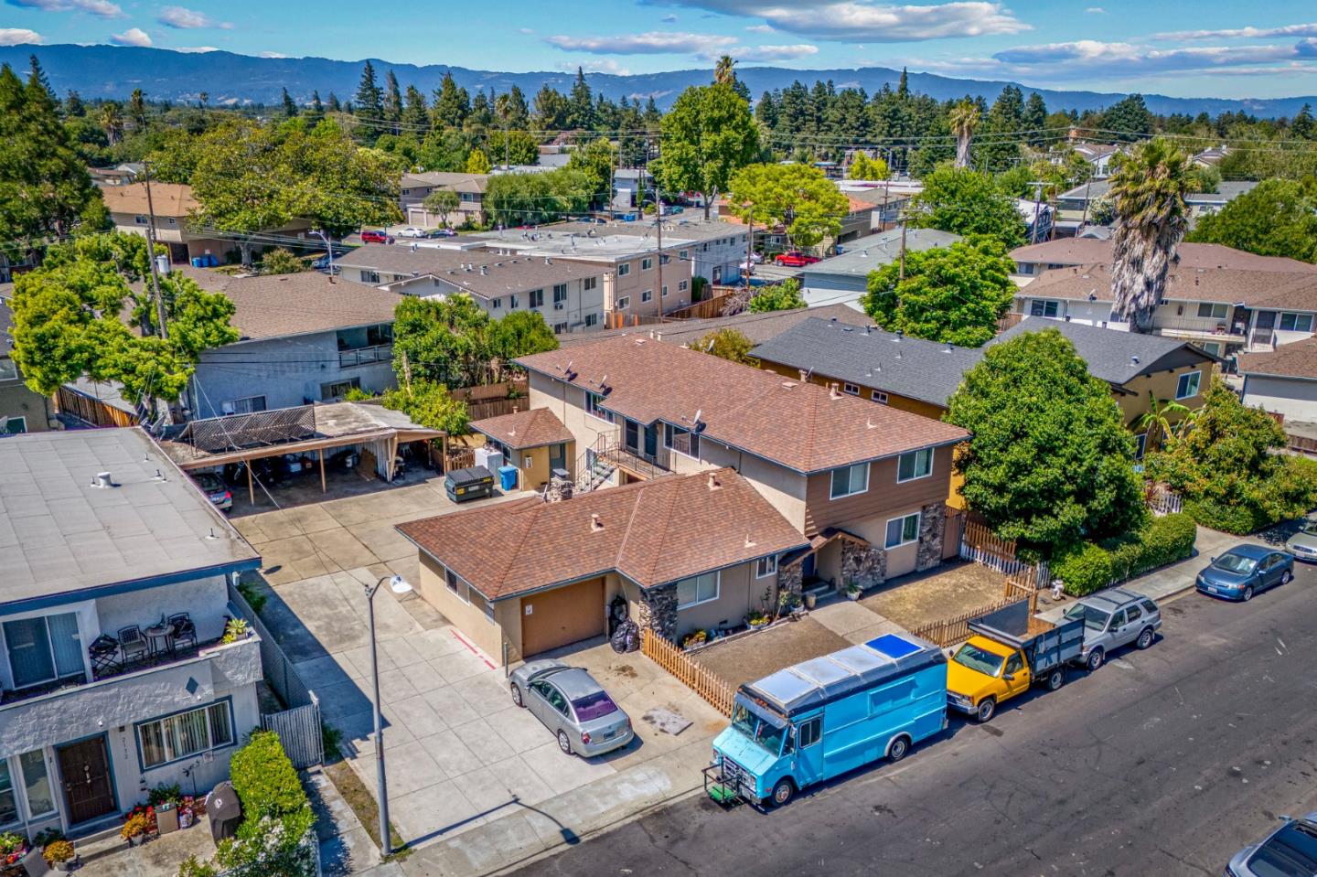 2134 Main ST