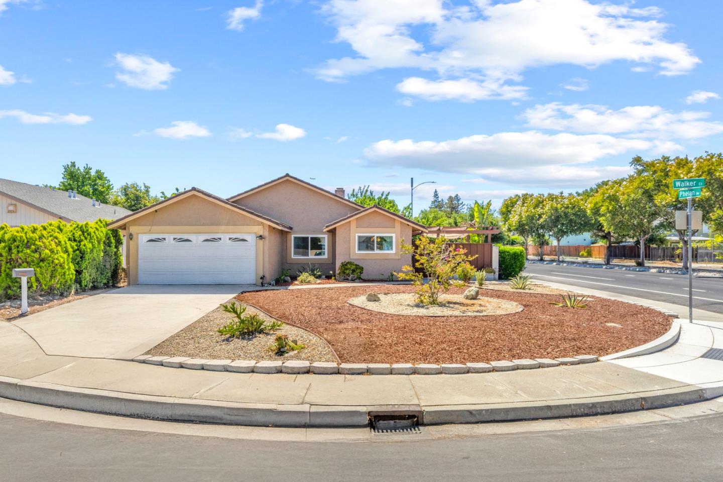 1807 Walker Court
