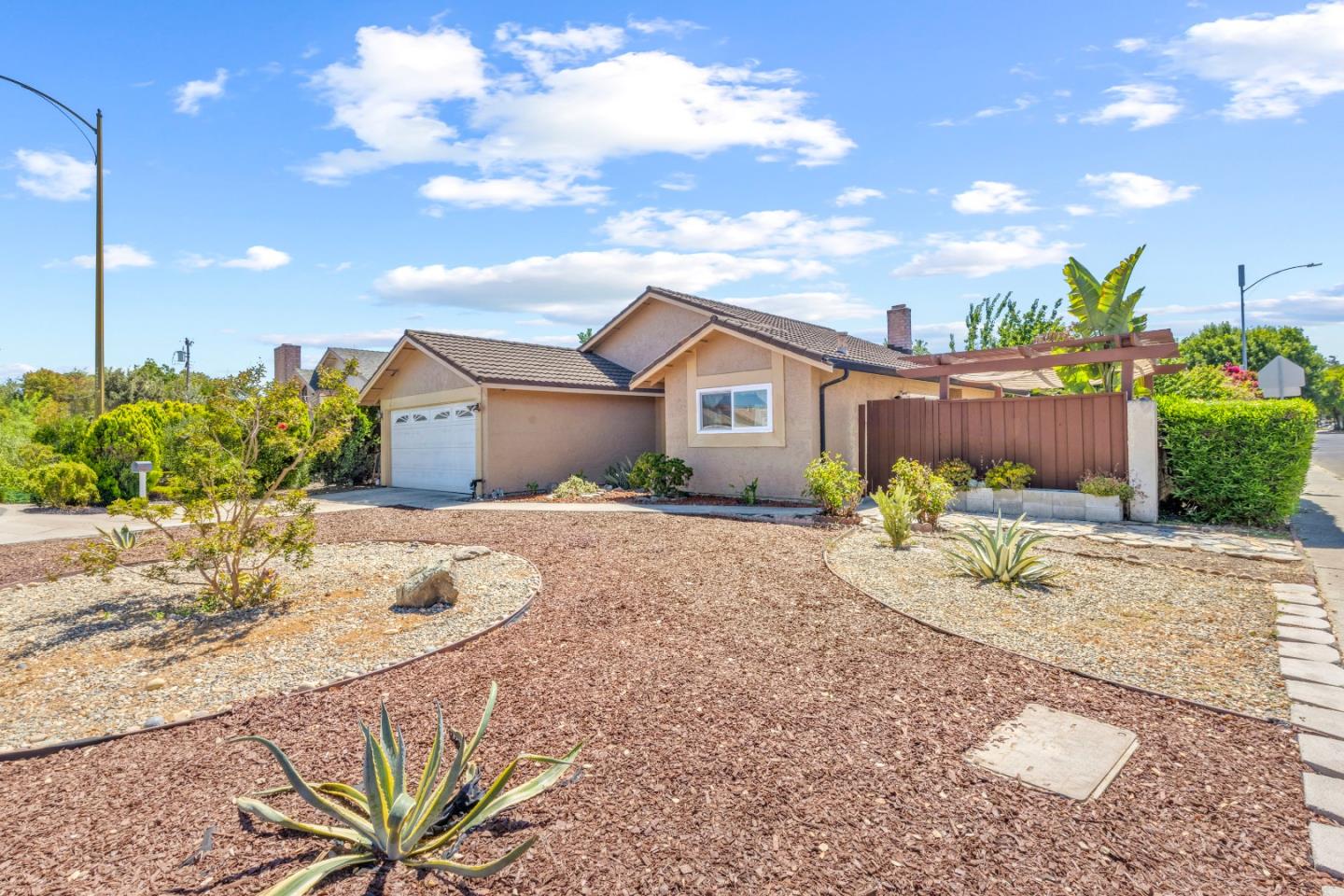 1807 Walker Court