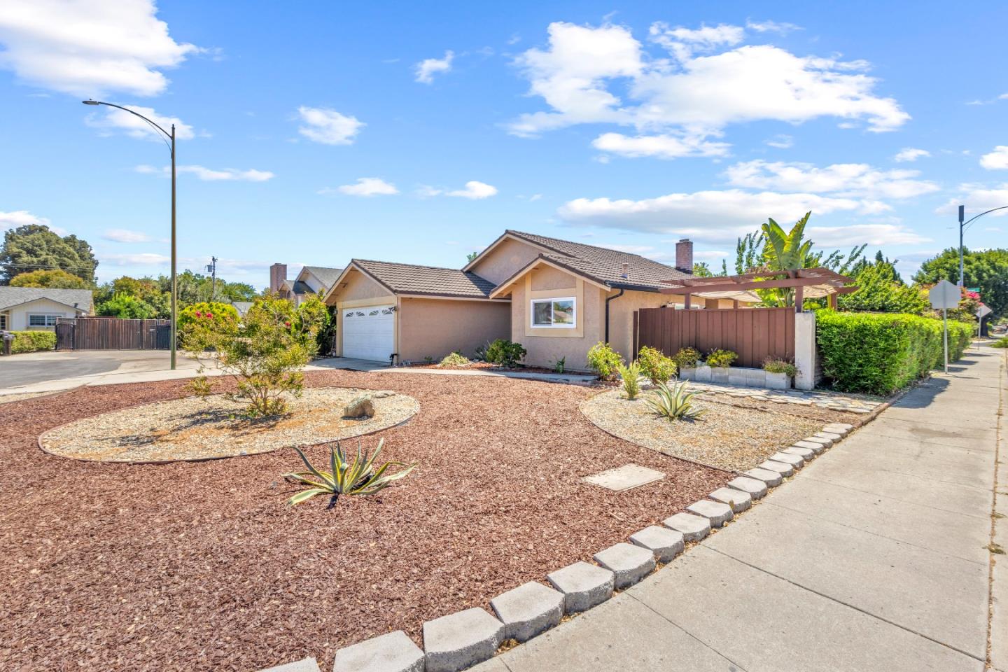 1807 Walker Court