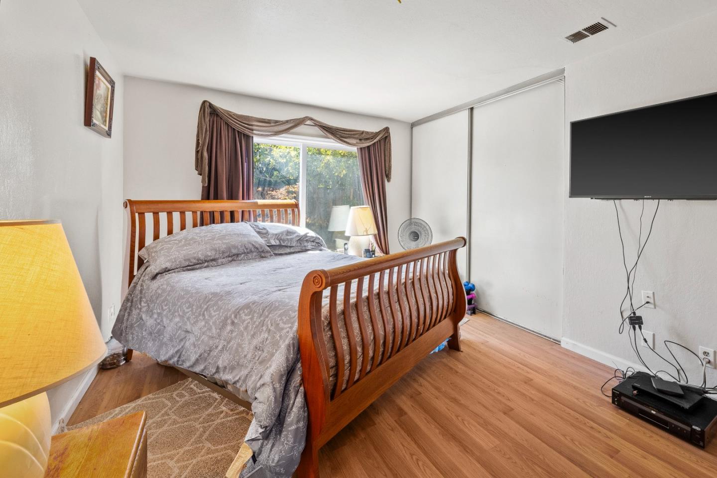 1807 Walker Court