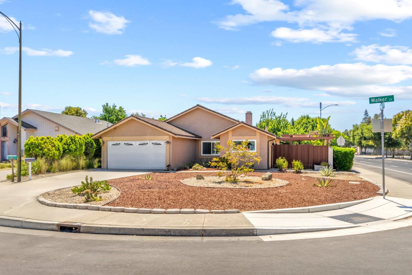 1807 Walker Court