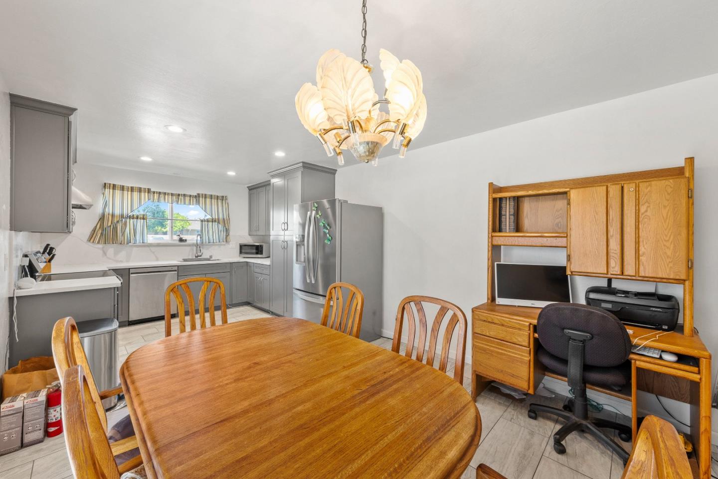 1807 Walker Court