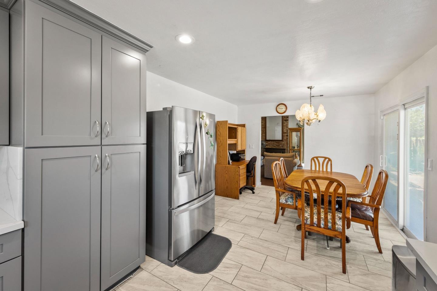 1807 Walker Court