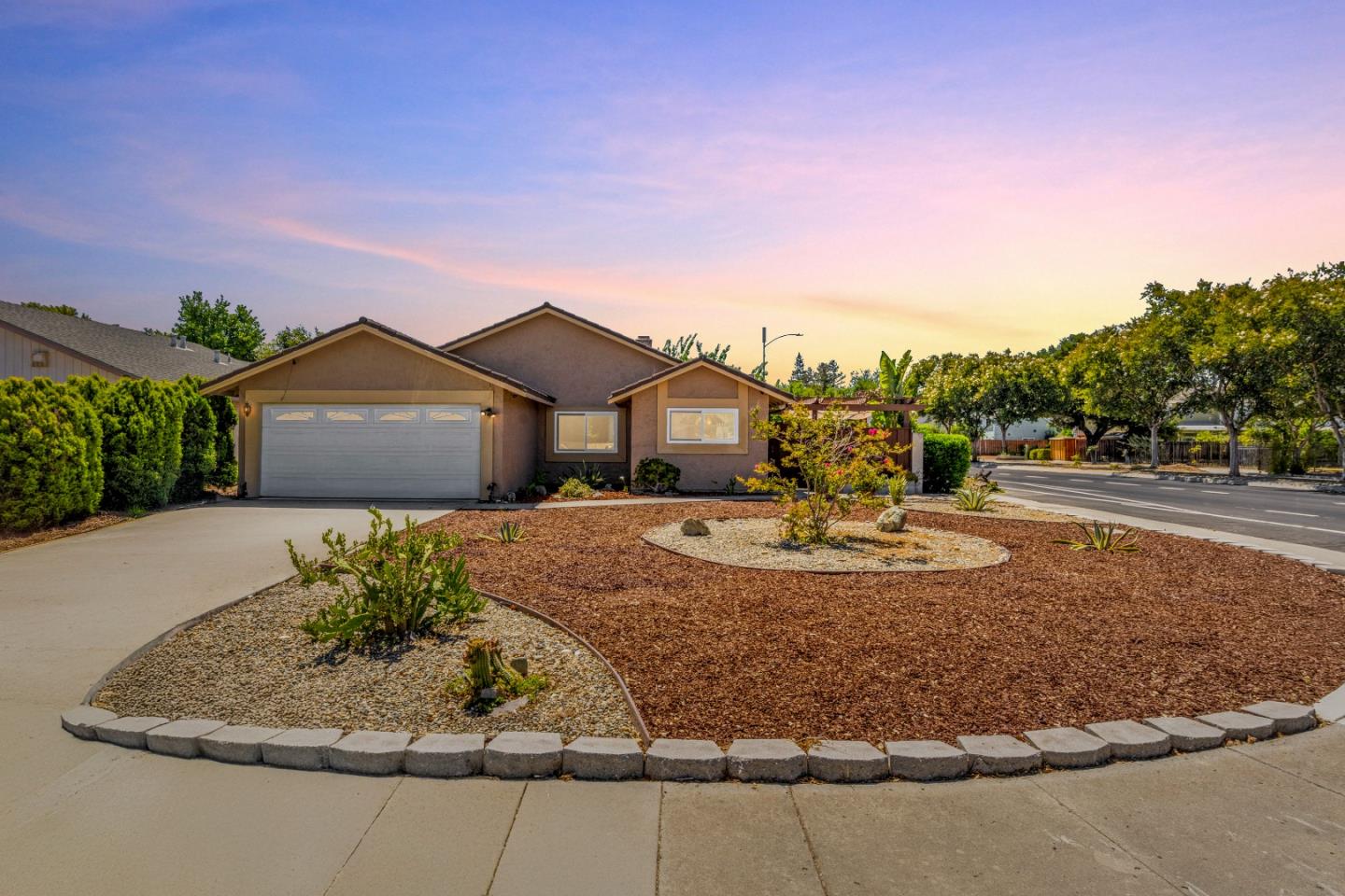 1807 Walker Court