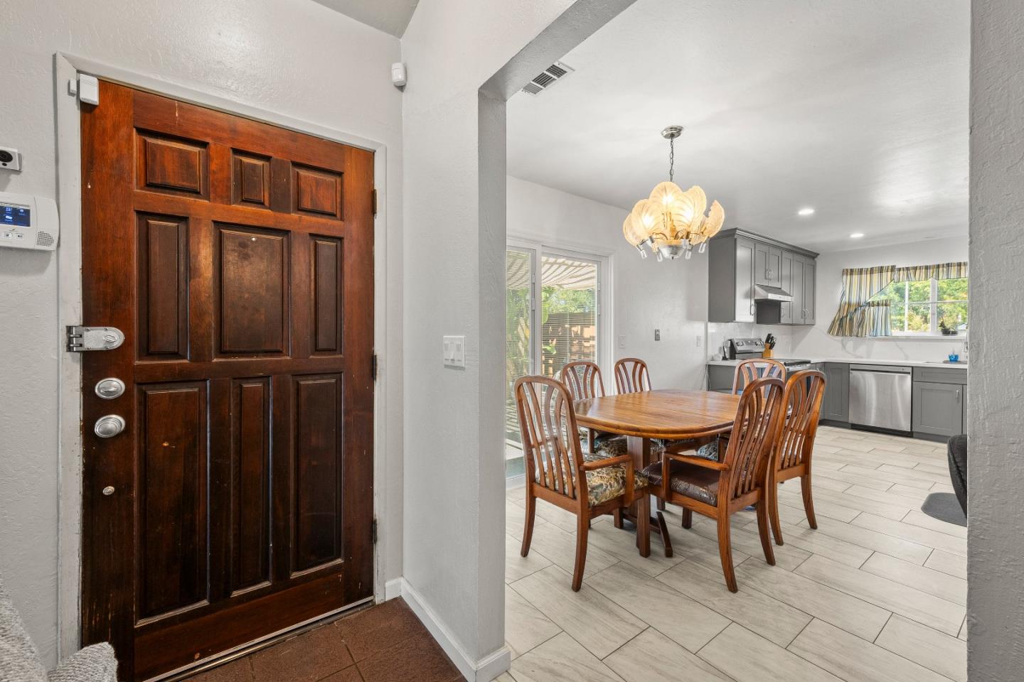 1807 Walker Court
