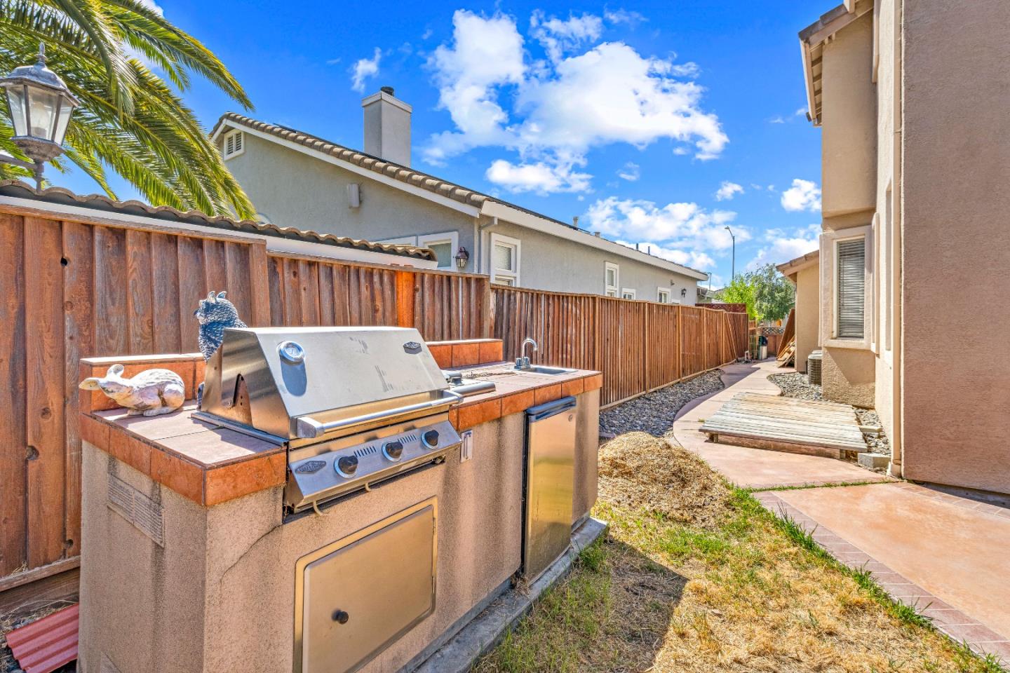 1515 Dovetail Way