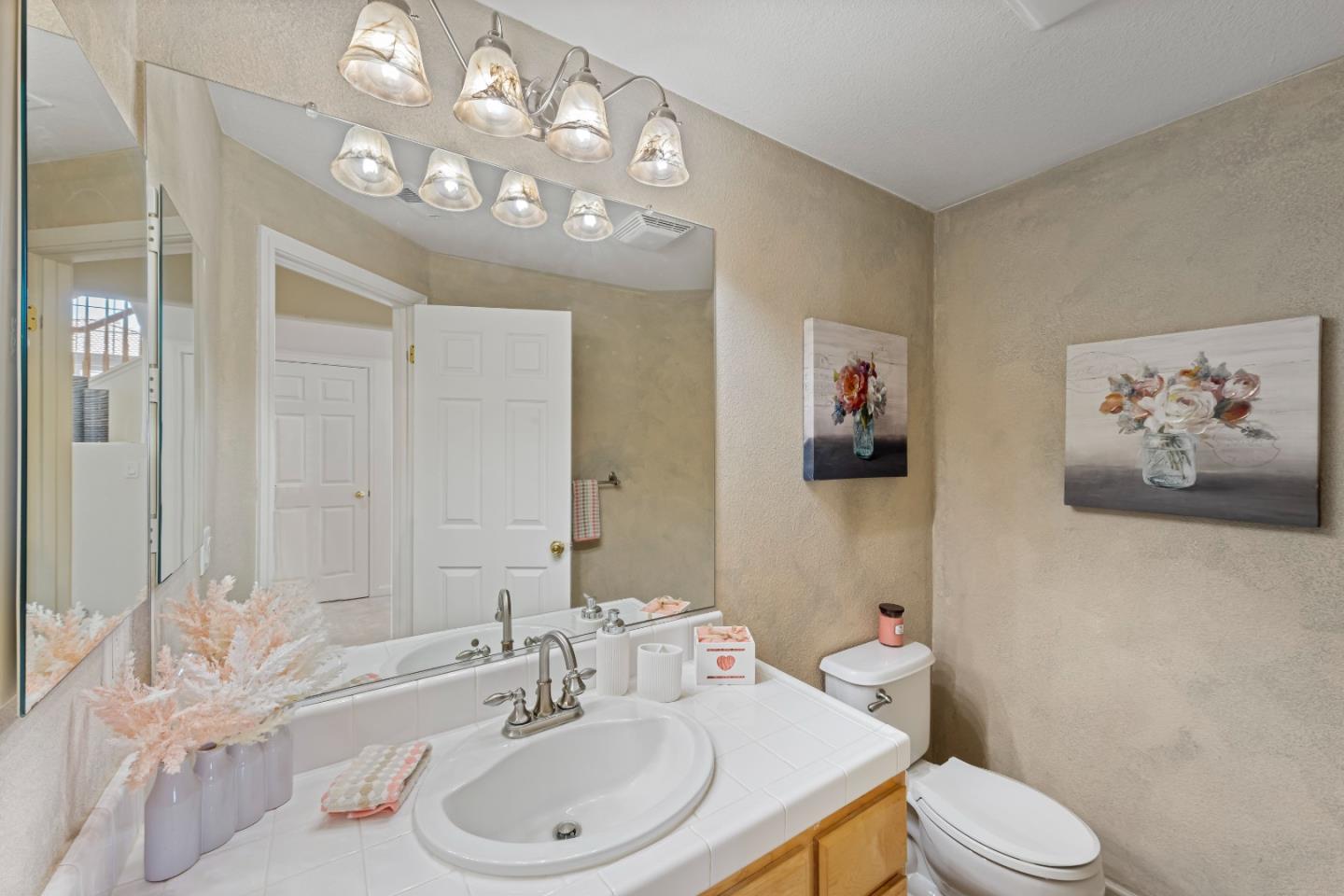 1515 Dovetail Way