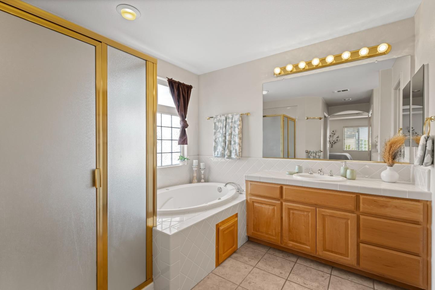 1515 Dovetail Way