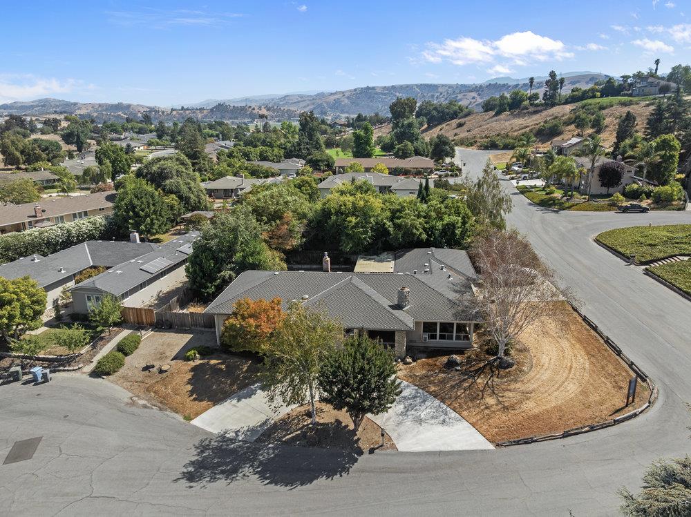 15 Carol Anns Court