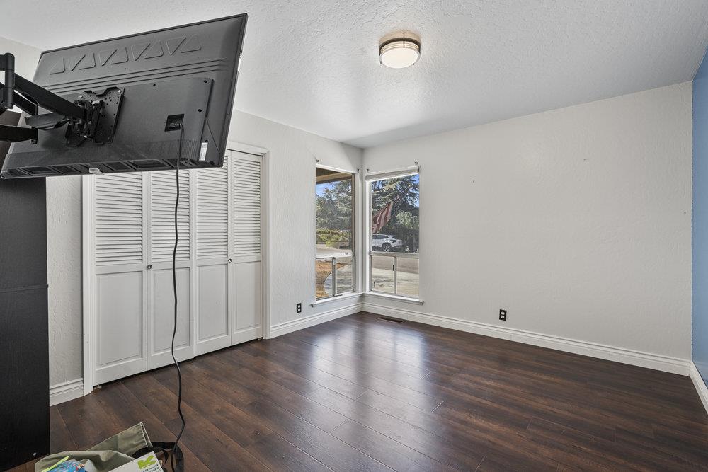 15 Carol Anns Court