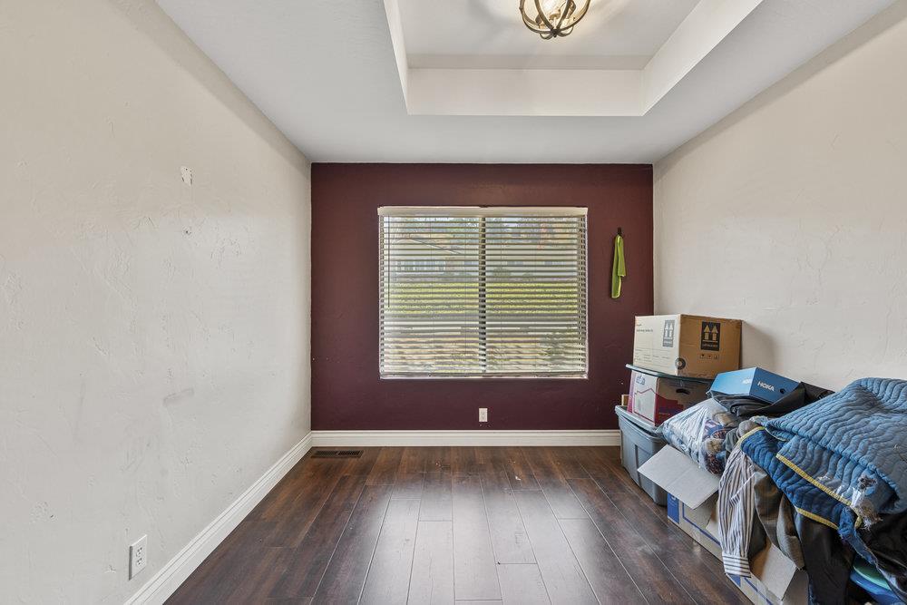 15 Carol Anns Court