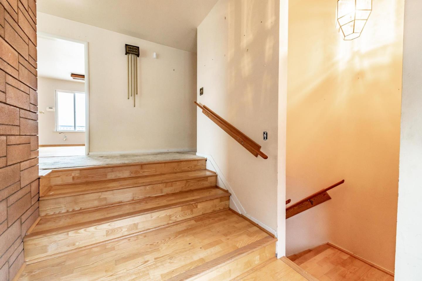 380 Hillside Road