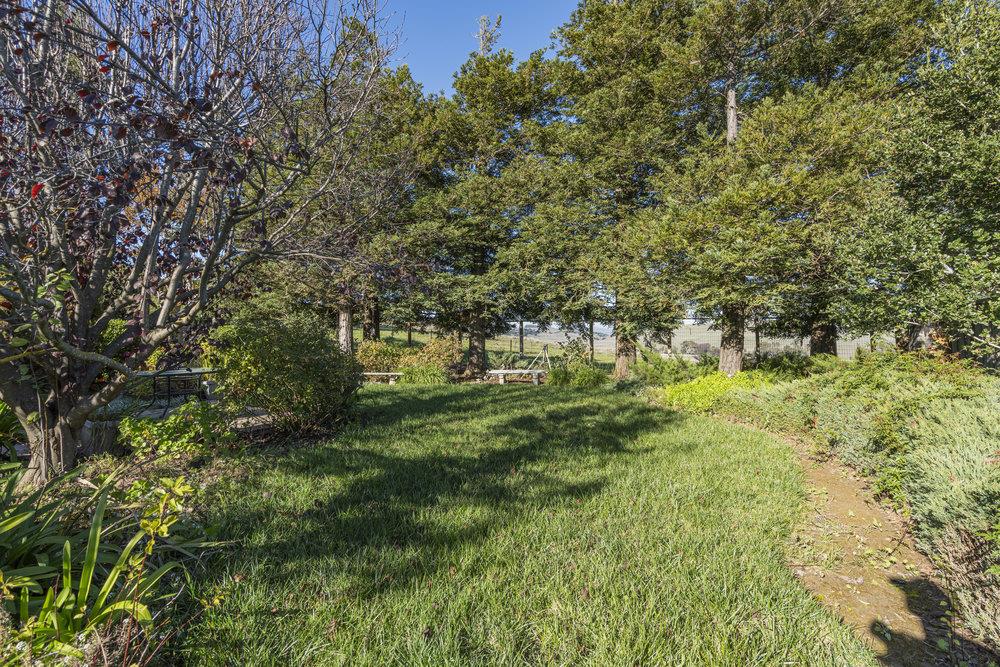 310 Via Vaquero Norte