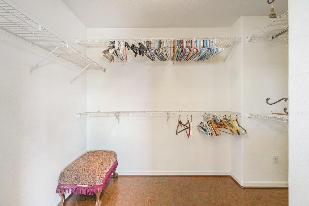 310 Via Vaquero Norte