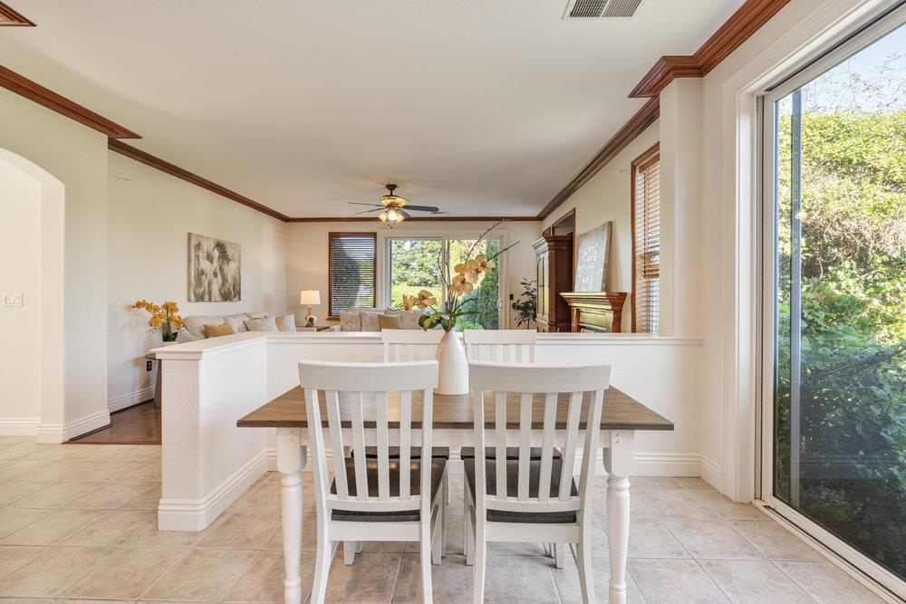 310 Via Vaquero Norte