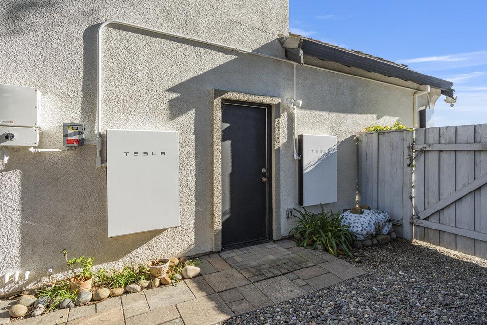 310 Via Vaquero Norte