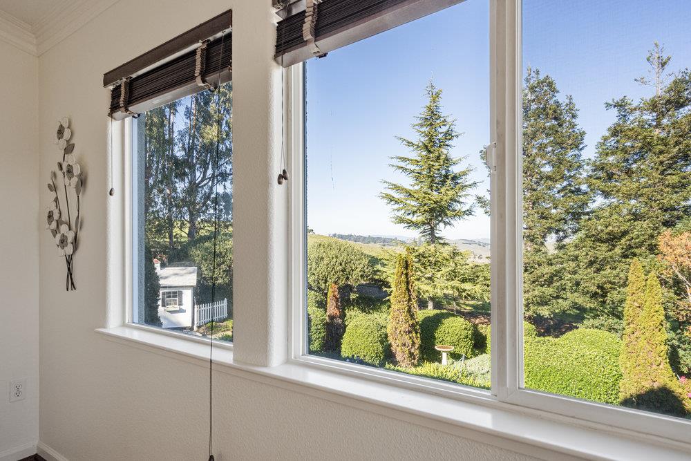 310 Via Vaquero Norte