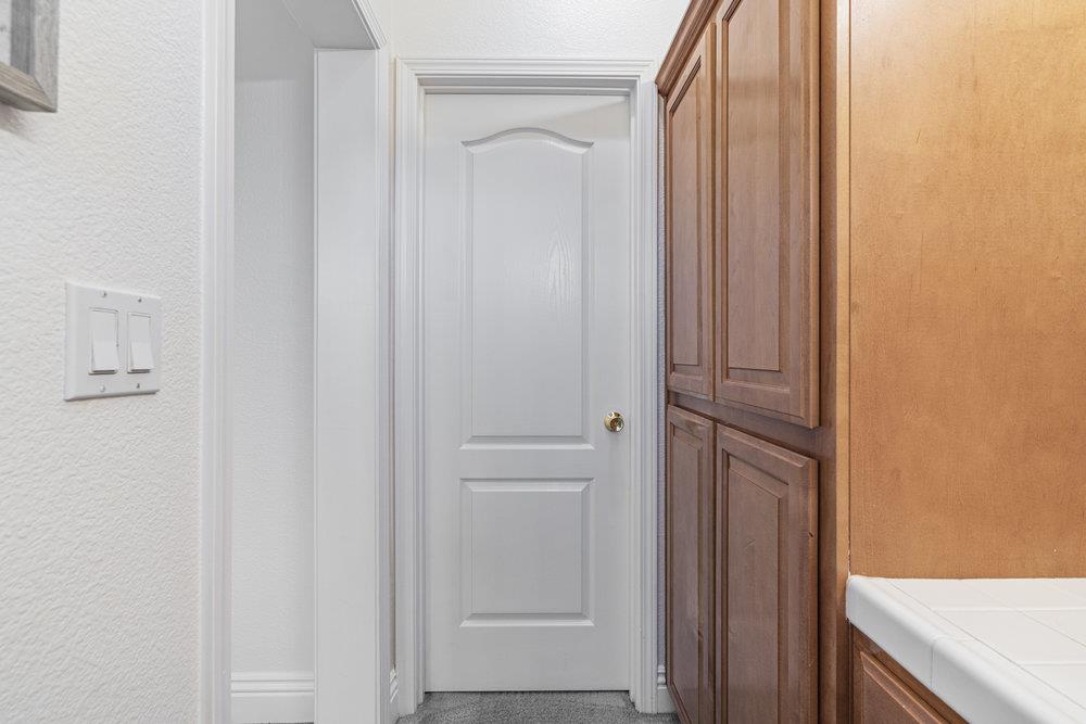 310 Via Vaquero Norte