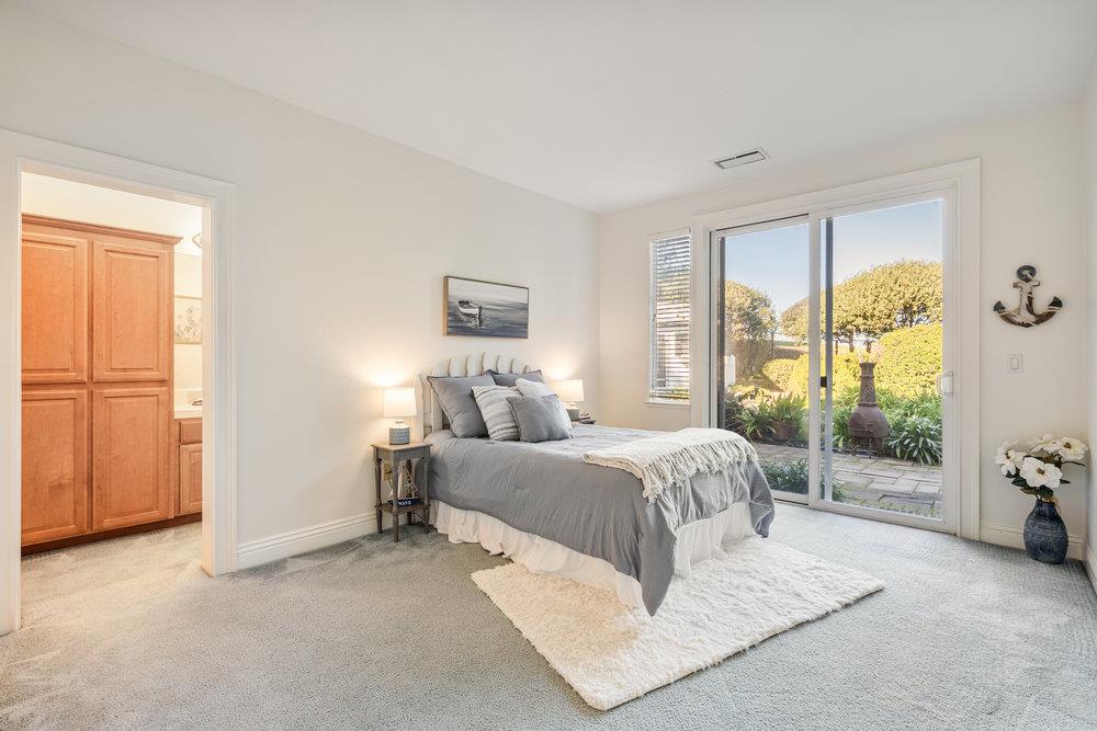 310 Via Vaquero Norte