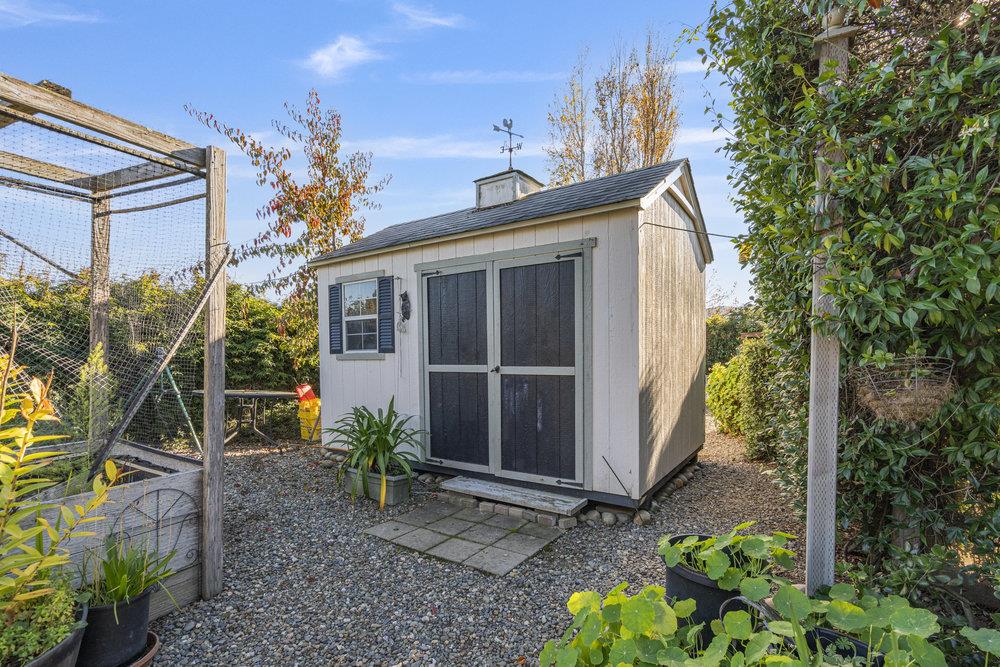 310 Via Vaquero Norte