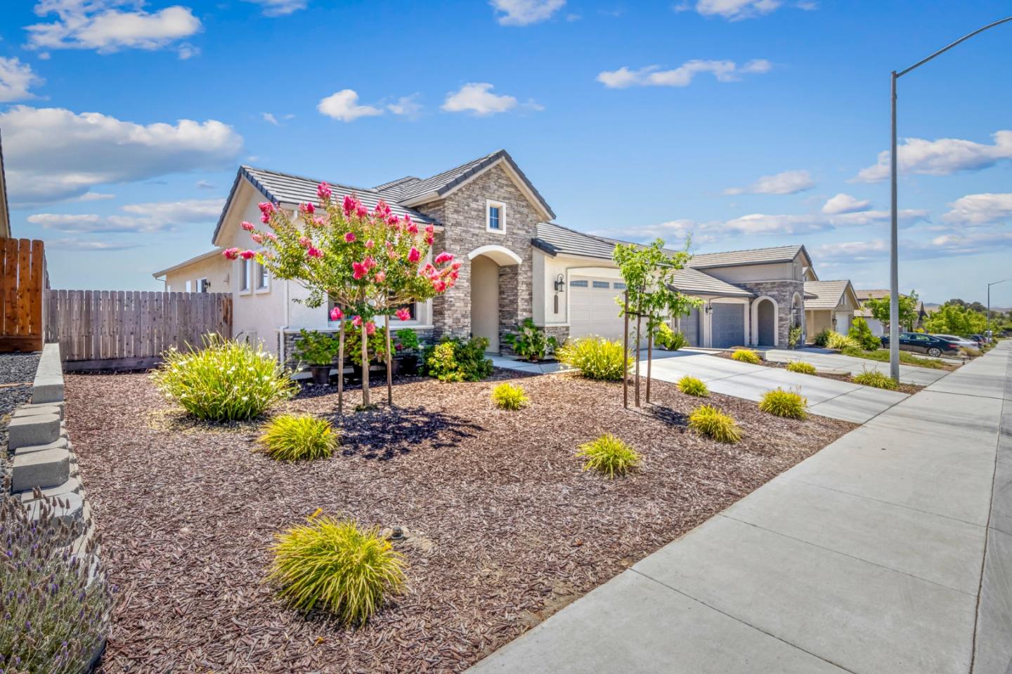 2011 Sage Drive