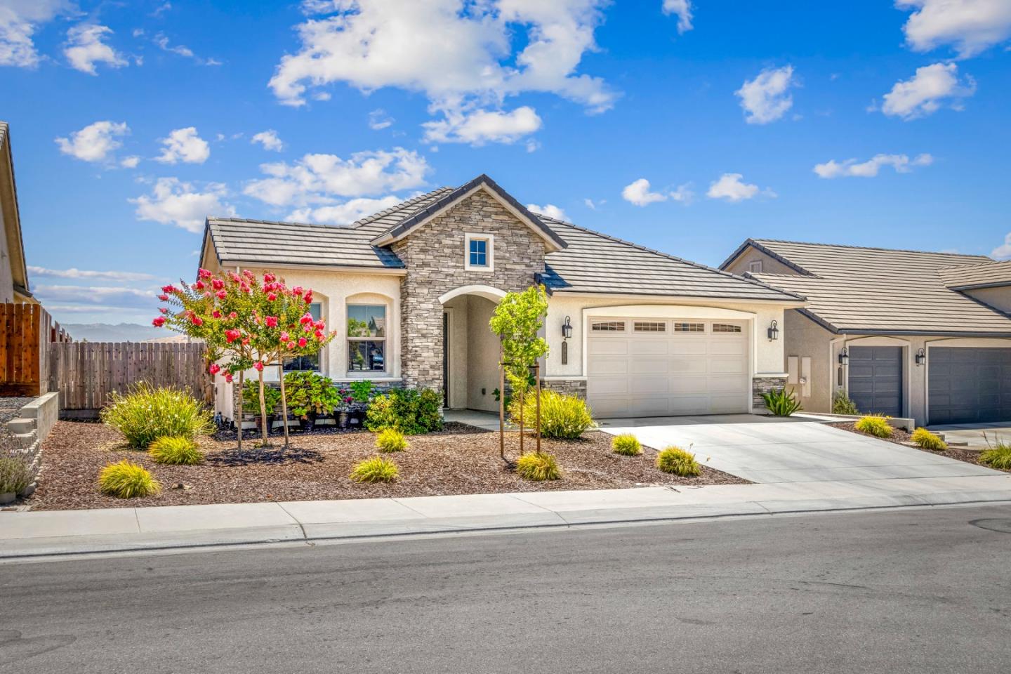 2011 Sage Drive