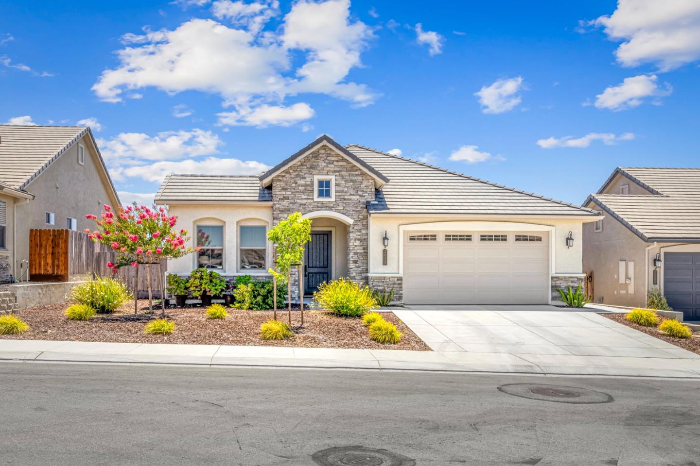 2011 Sage Drive