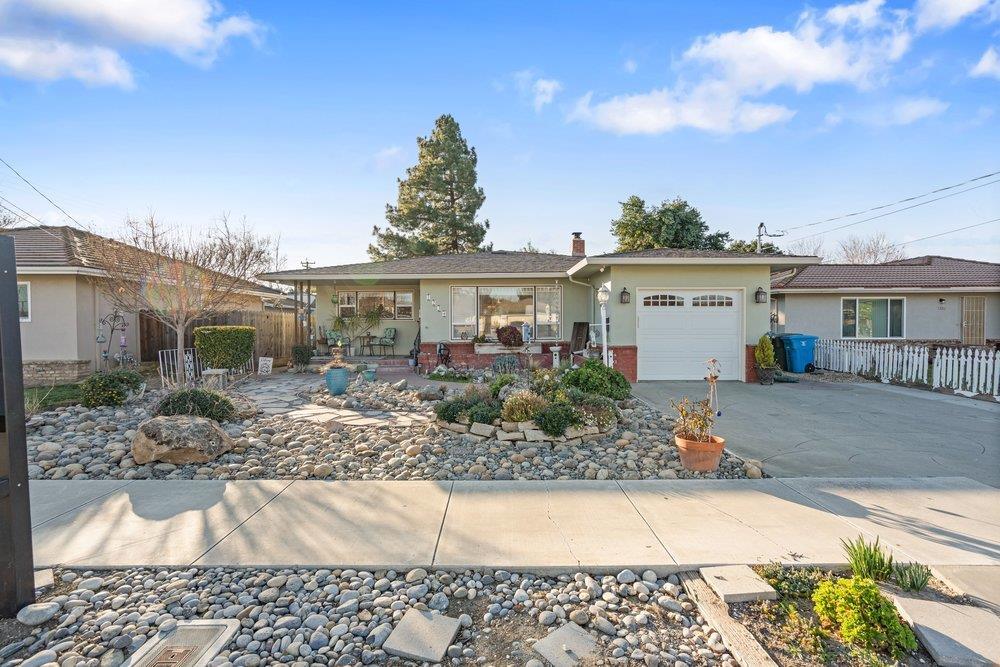 1234 Suiter Street