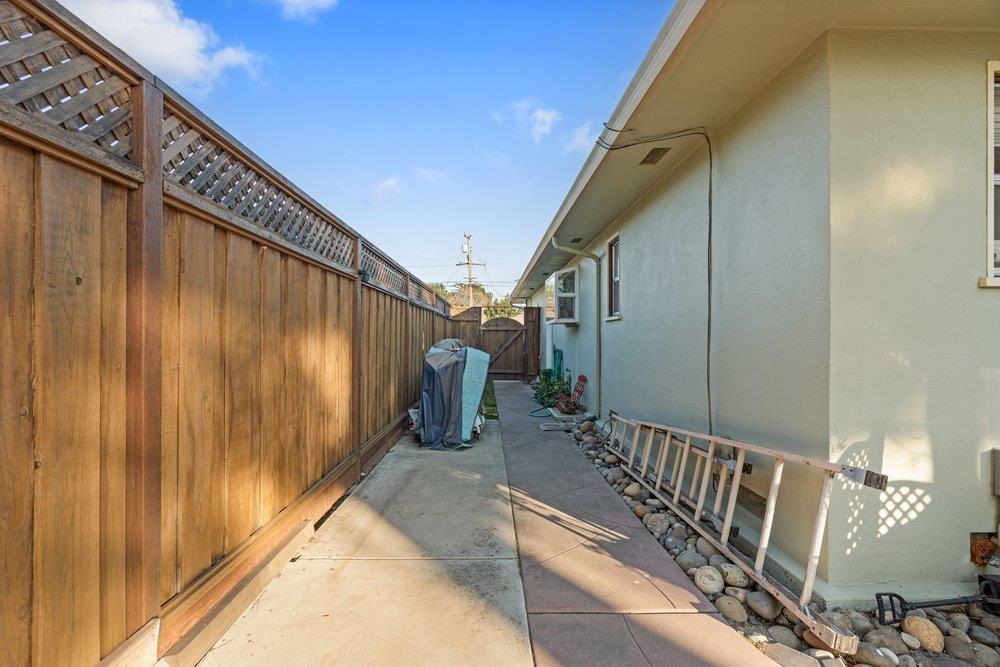 1234 Suiter Street