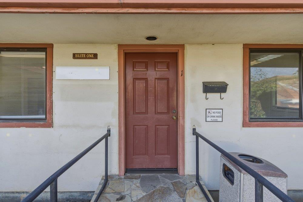 901 Sunset Drive 1