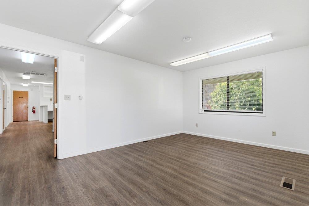 901 Sunset Drive 1