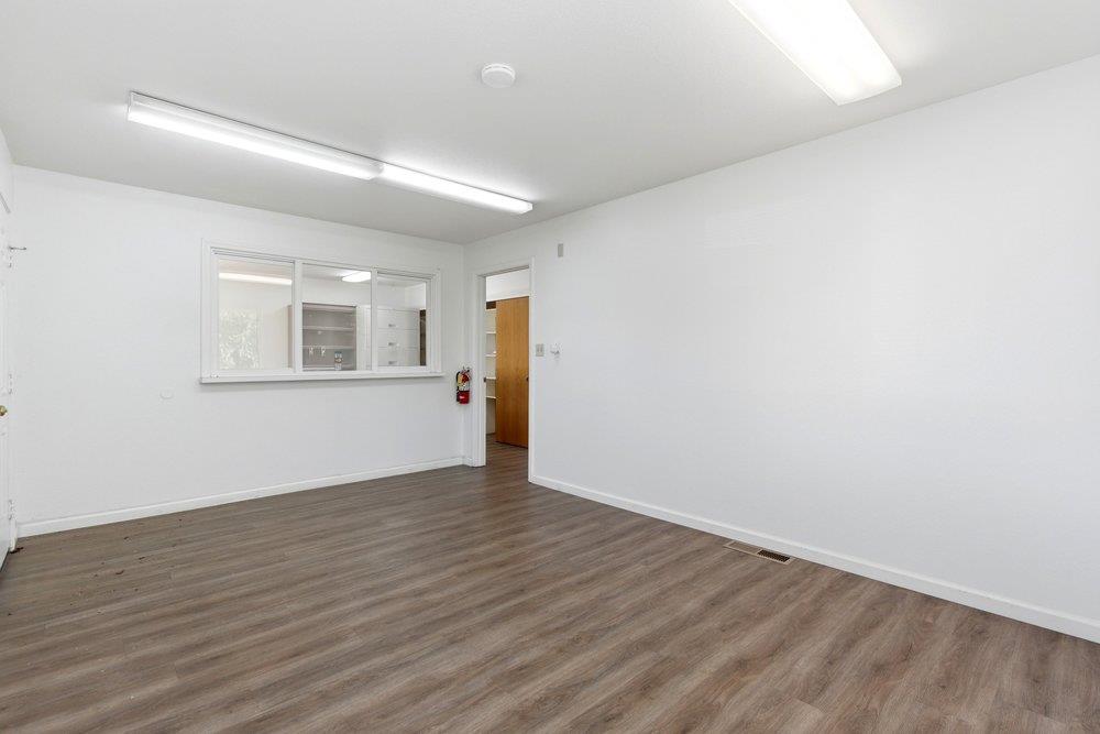 901 Sunset Drive 1