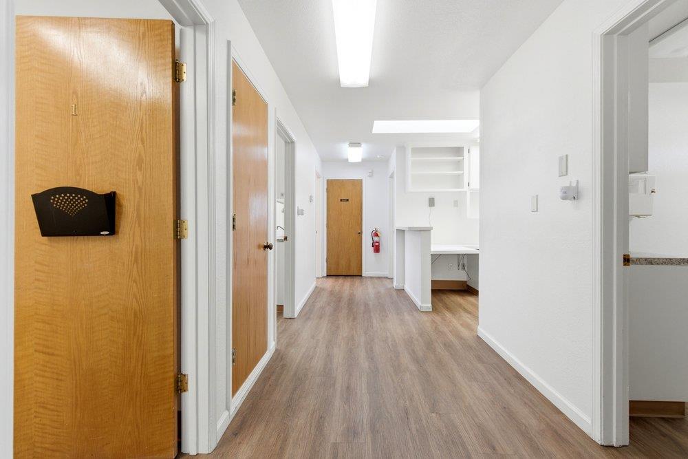 901 Sunset Drive 1