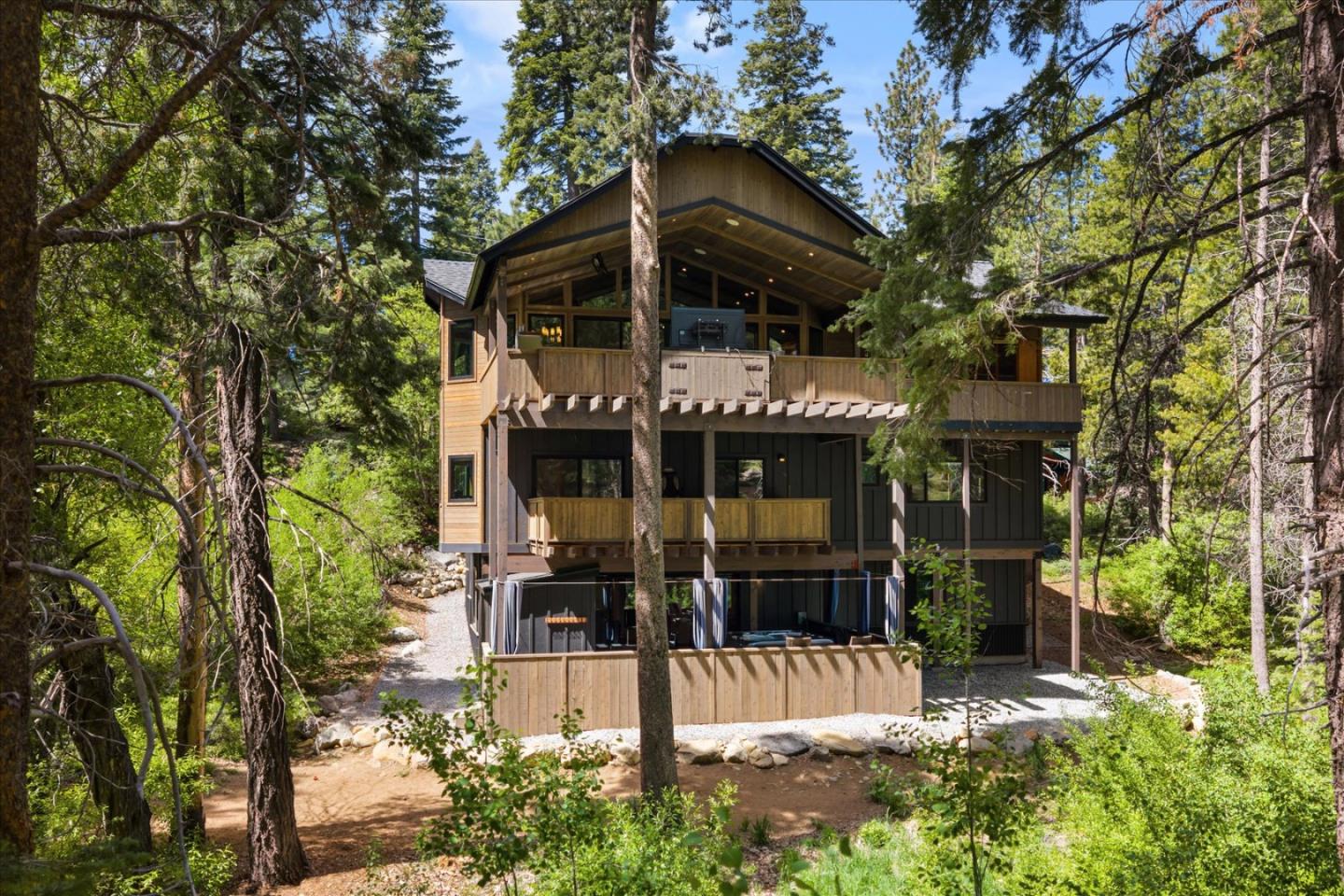 2366 Highlands Drive