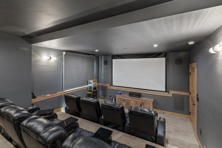 2366 Highlands Drive