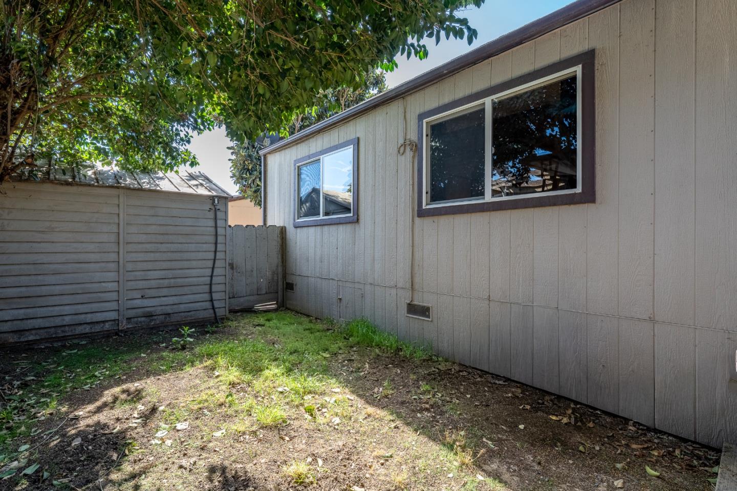 112 Chestnut LN 112