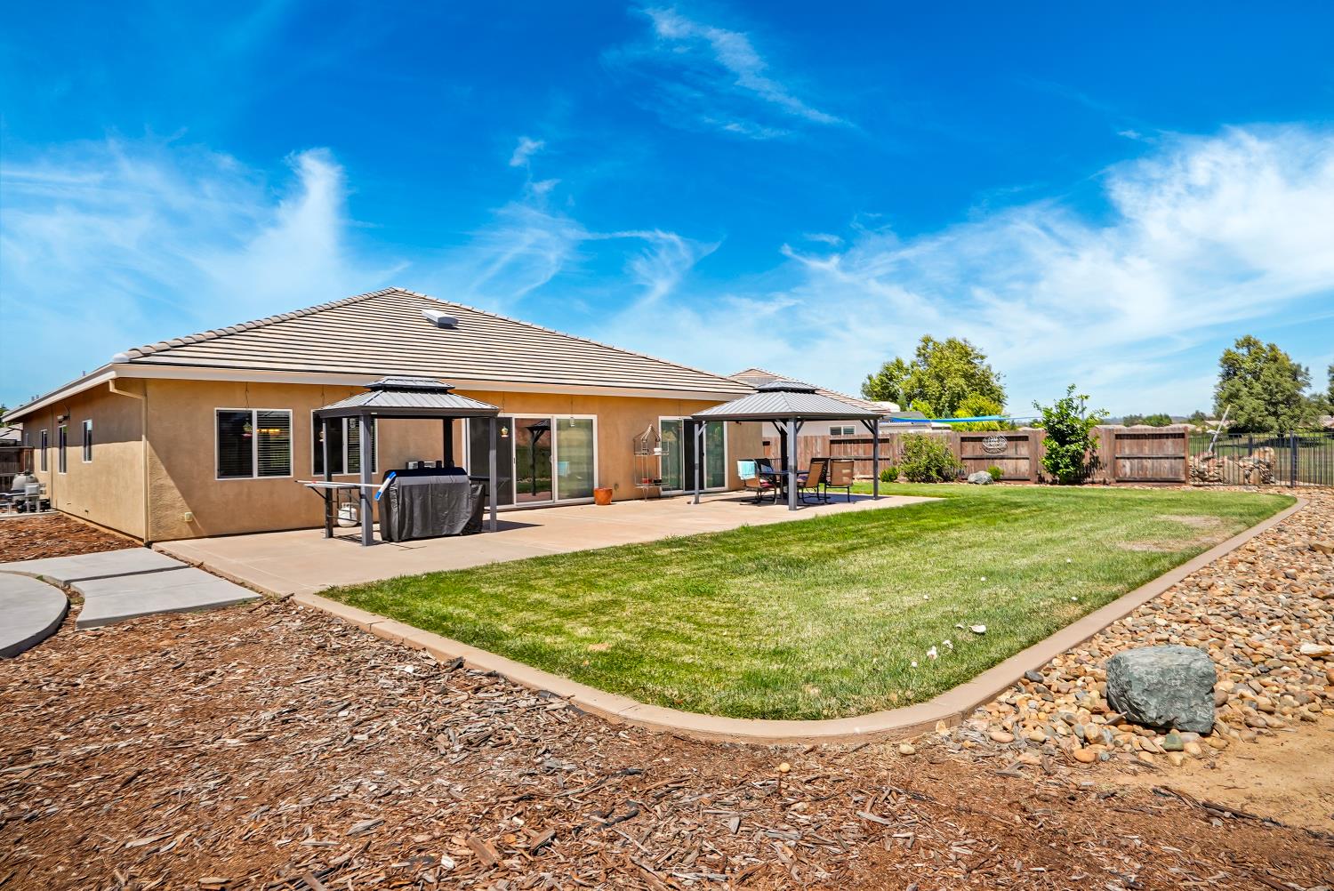 400 Canterbury Court