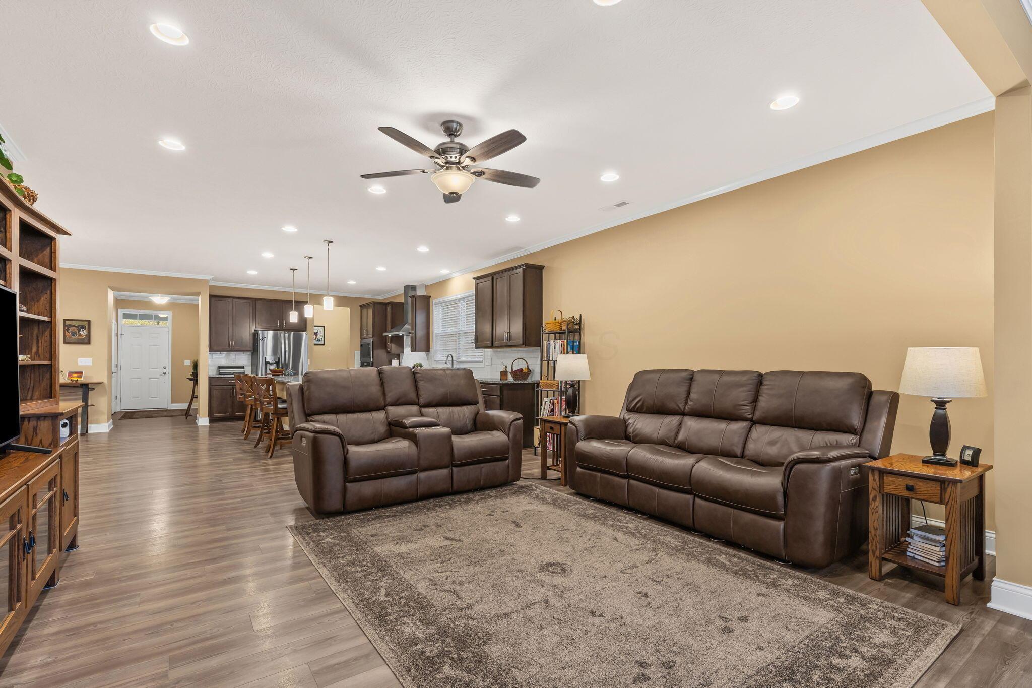 6429 Callaway Square E