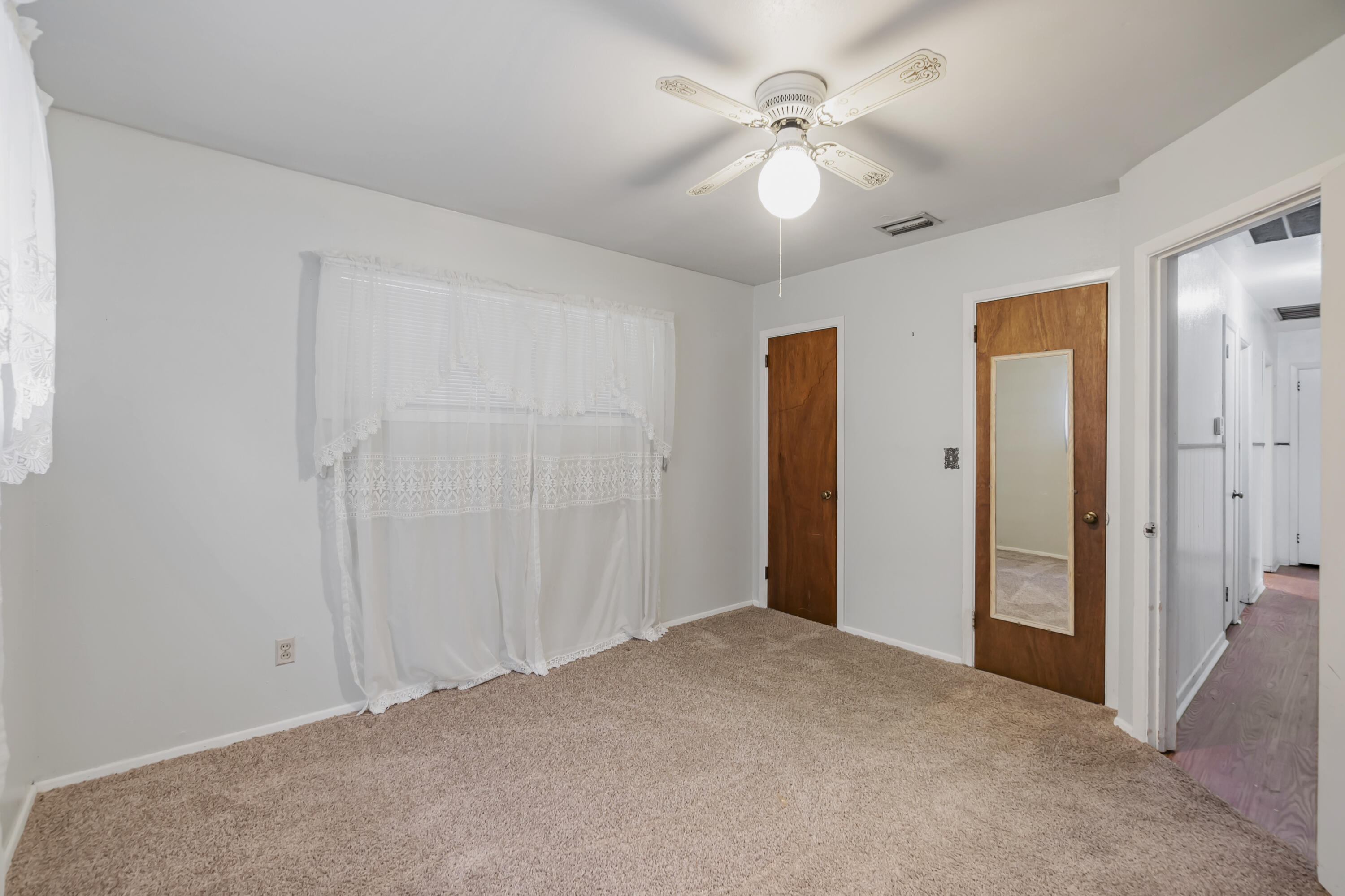 227 NW Katherine Place