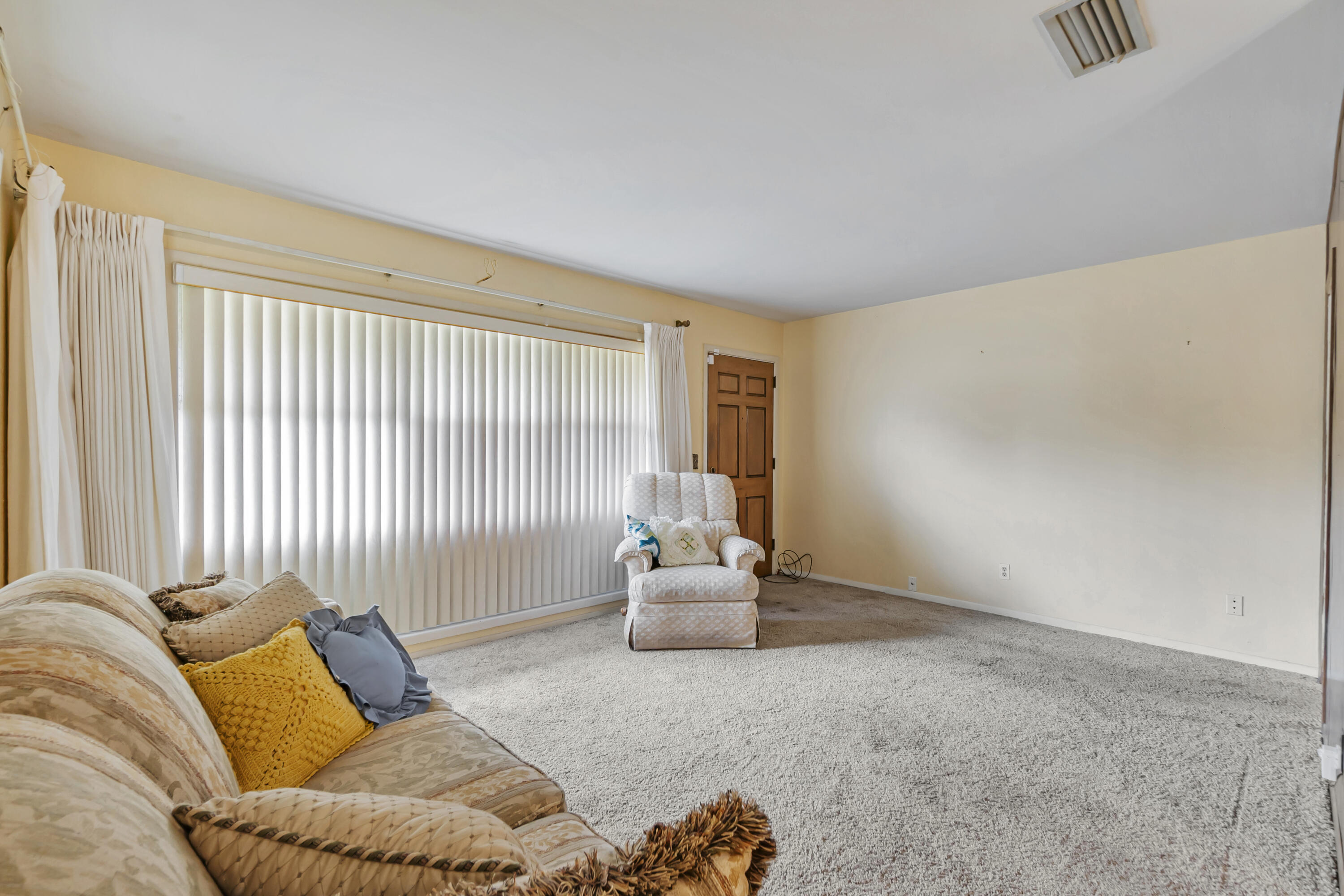 227 NW Katherine Place
