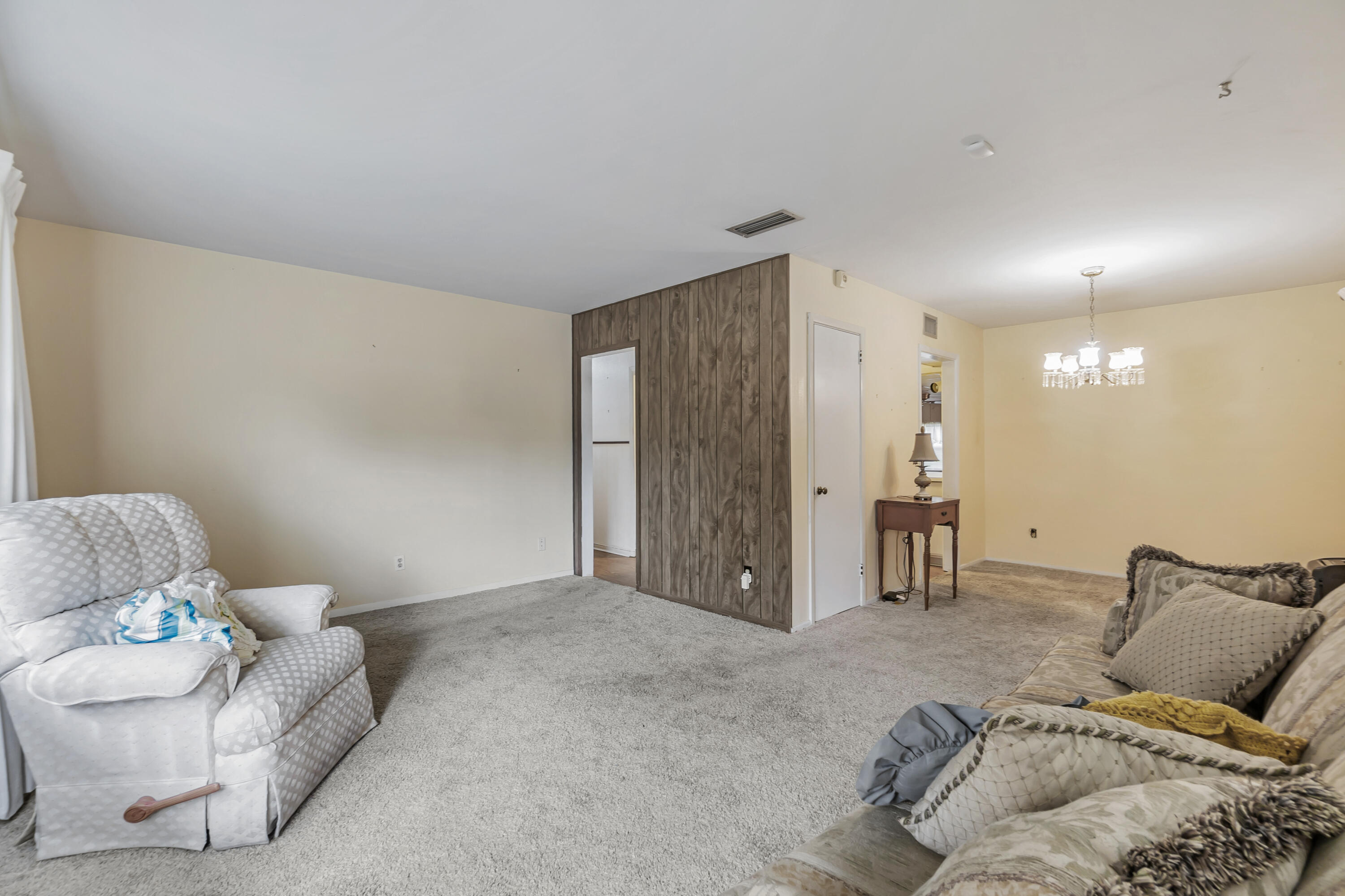 227 NW Katherine Place