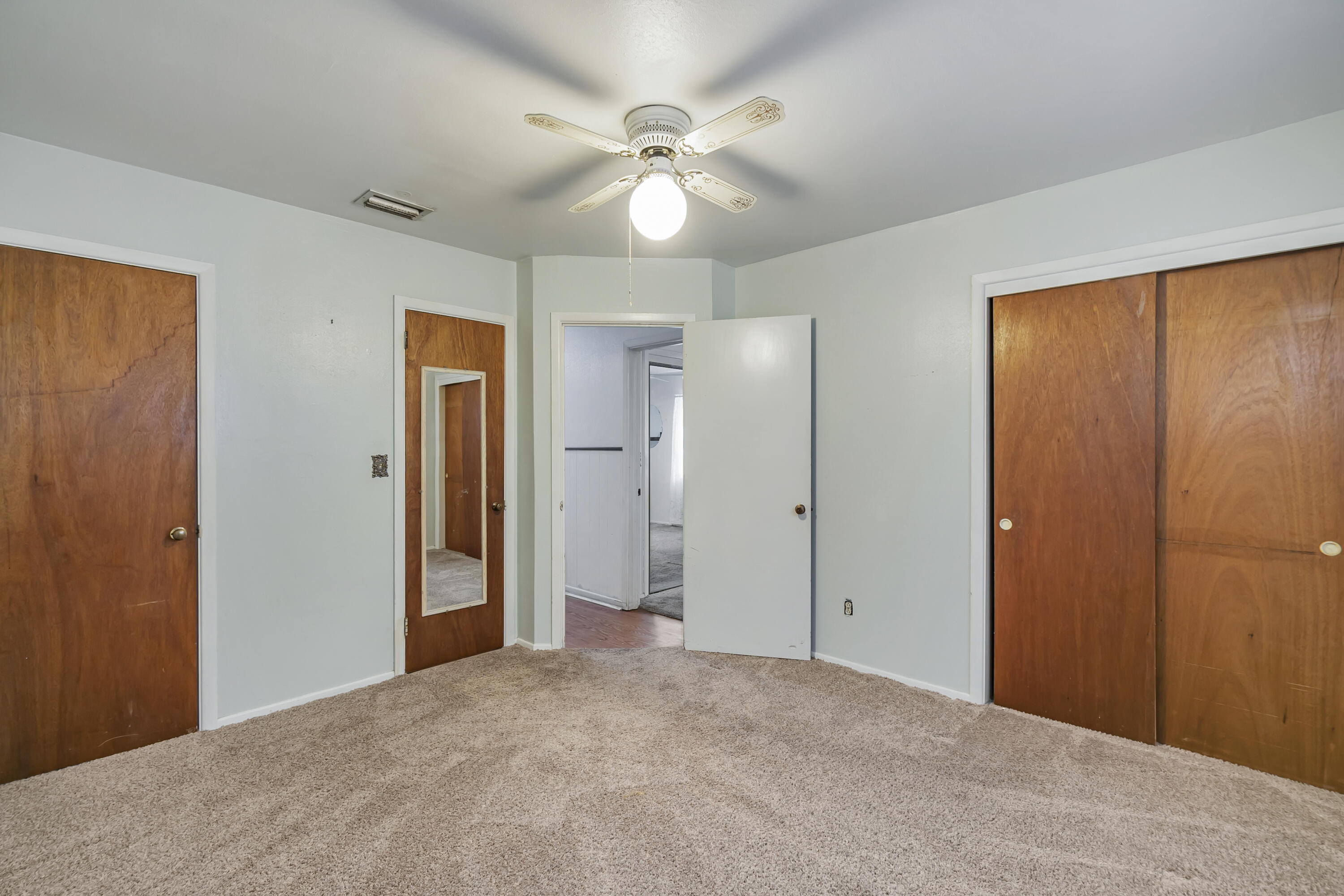 227 NW Katherine Place