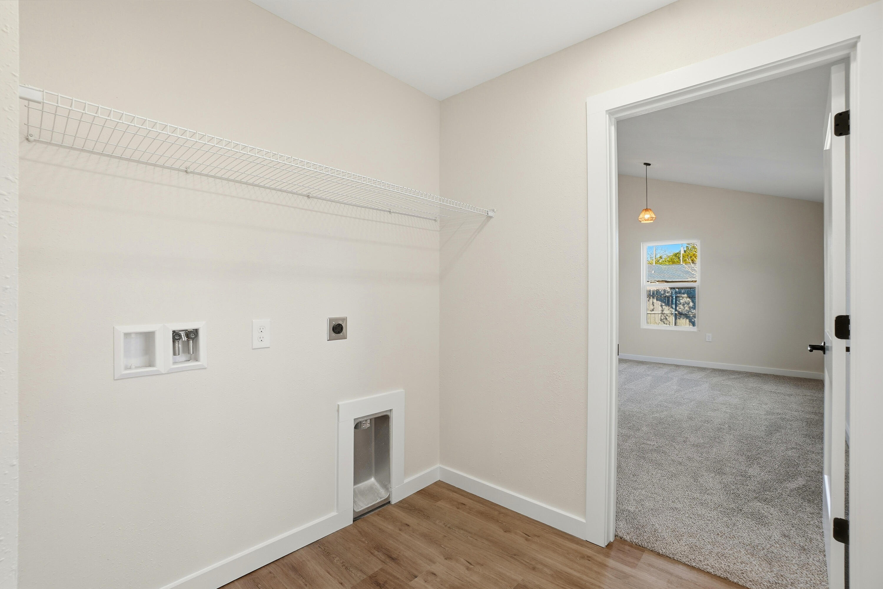 227 NW Katherine Place